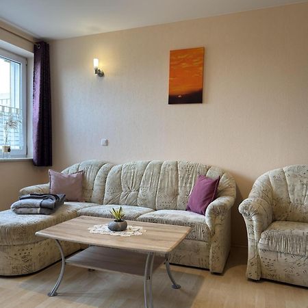 Pretty Apartment In Wiek With Garden Wiek auf Rügen Zewnętrze zdjęcie